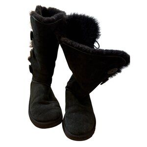 UGG Classic Tall Bailey Button Triplet Sheepskin Boots – Black – Size US 7